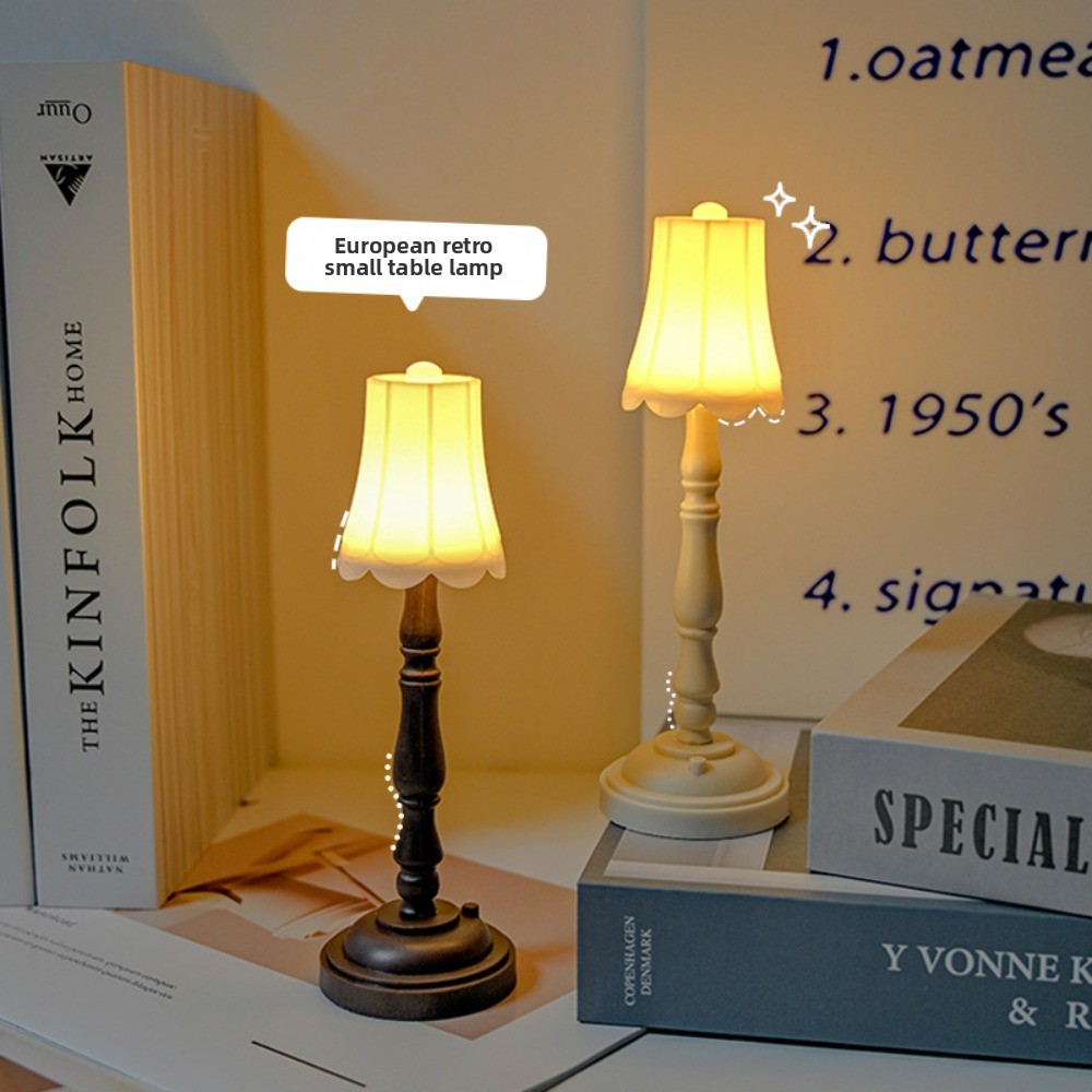 Desk Setup Vintage - Vintage LED Lampka Nocna - Lampa